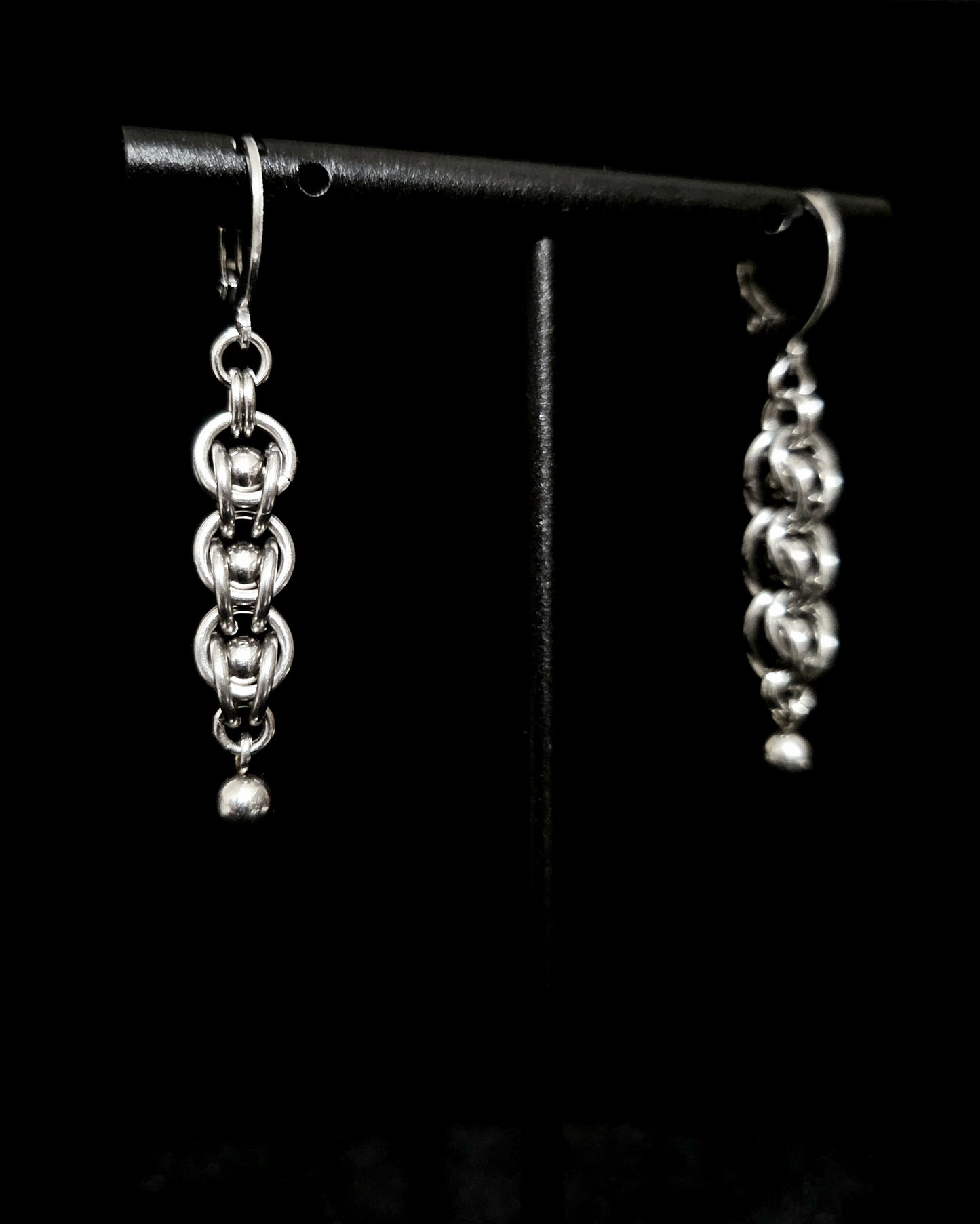 CAPTIVUS Earrings