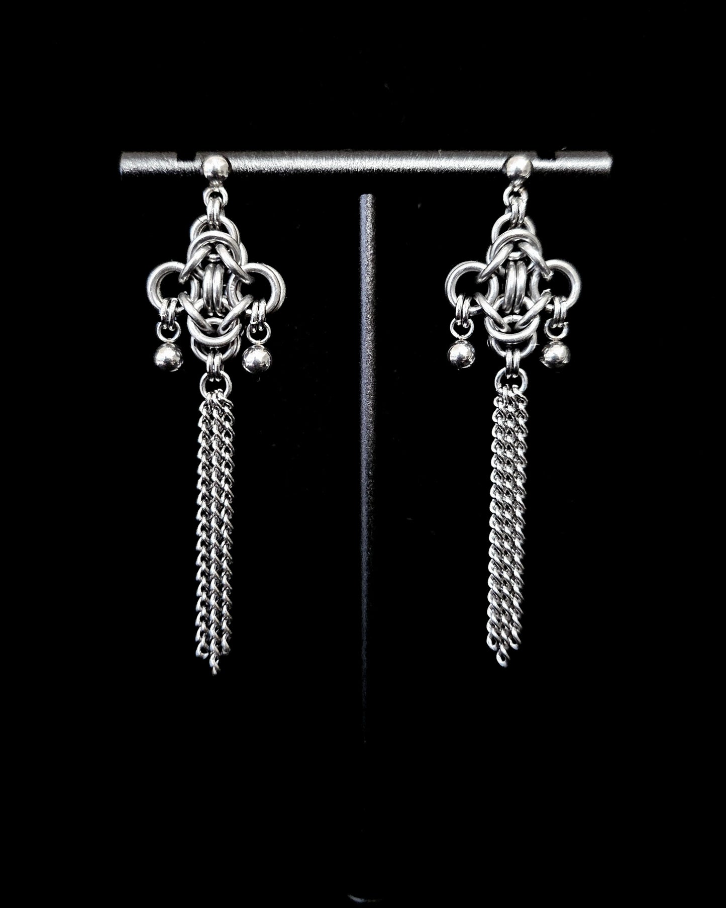 LUCKY KNOT Earrings