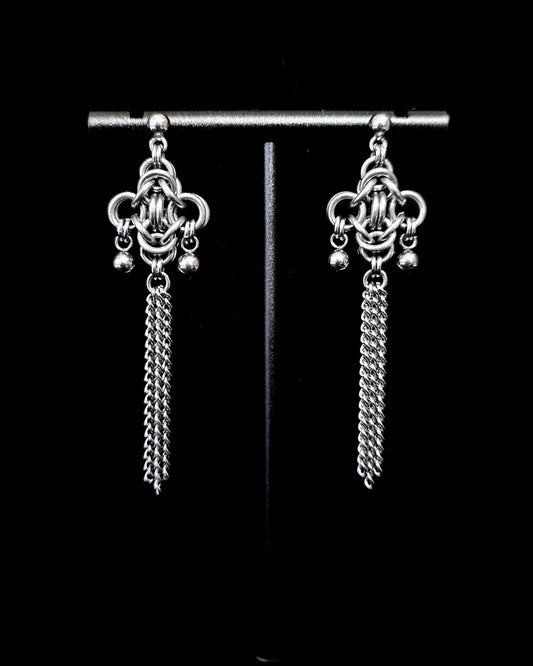 LUCKY KNOT Earrings