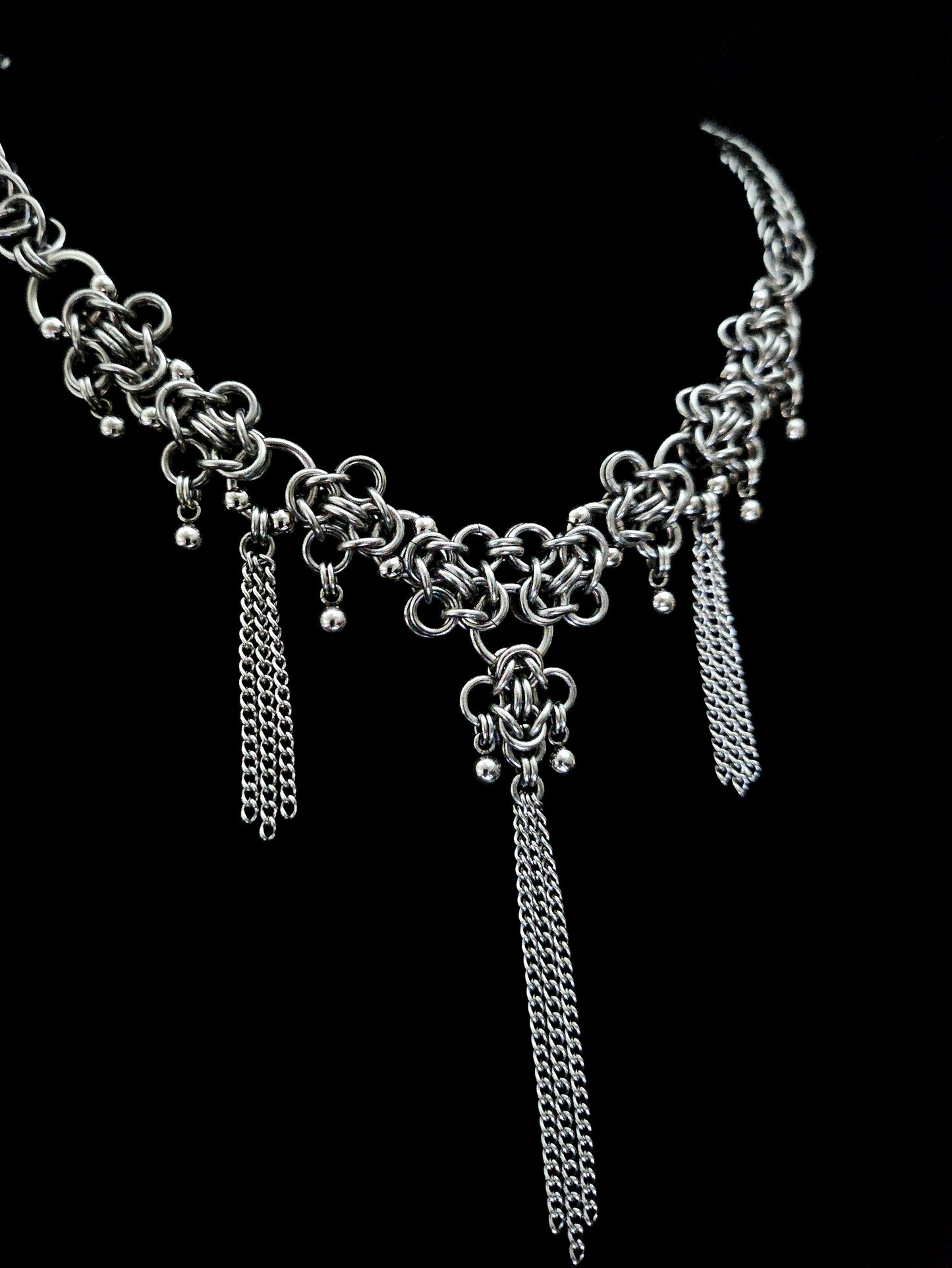 LUCKY KNOT Necklace