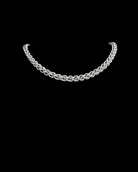 LAQUEUM Necklace